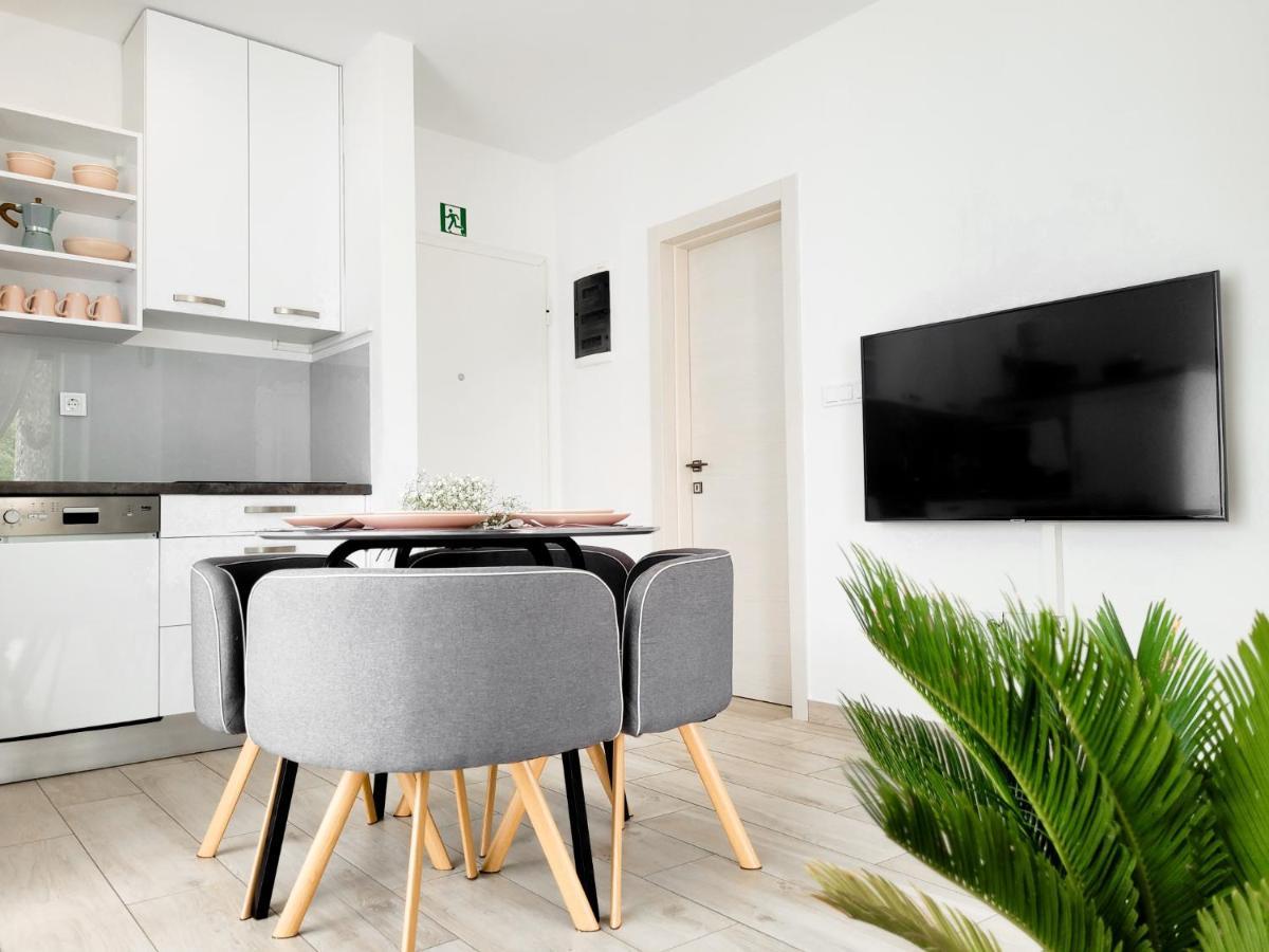 Rosemarie Beach Suites ザダル エクステリア 写真